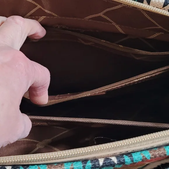 NWOT Montana West Wrangler Tote Purse - Picture 3 of 4